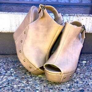 Beige Tan Wedges Stud Detailing On Bottom